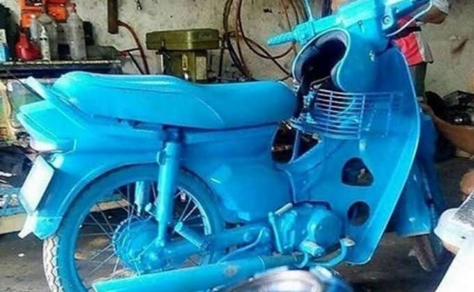 Chat body motor pakai pilox